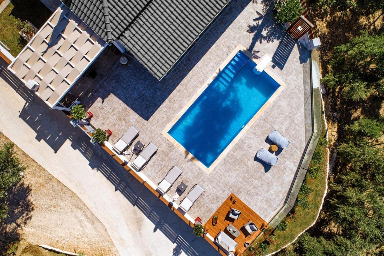 Villa Venia - Cozy Escape With Scenic Sew View, By Zantewize Tragaki Luaran gambar