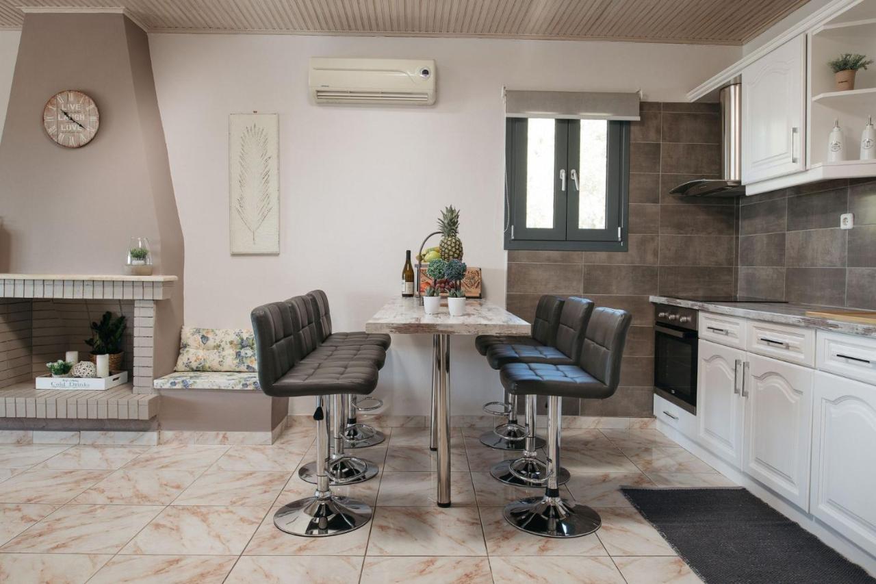 Villa Venia - Cozy Escape With Scenic Sew View, By Zantewize Tragaki Luaran gambar