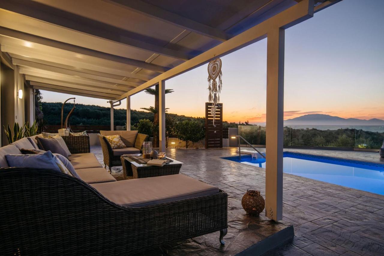 Villa Venia - Cozy Escape With Scenic Sew View, By Zantewize Tragaki Luaran gambar