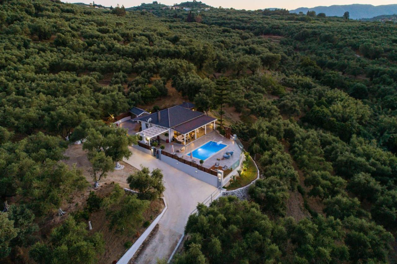 Villa Venia - Cozy Escape With Scenic Sew View, By Zantewize Tragaki Luaran gambar