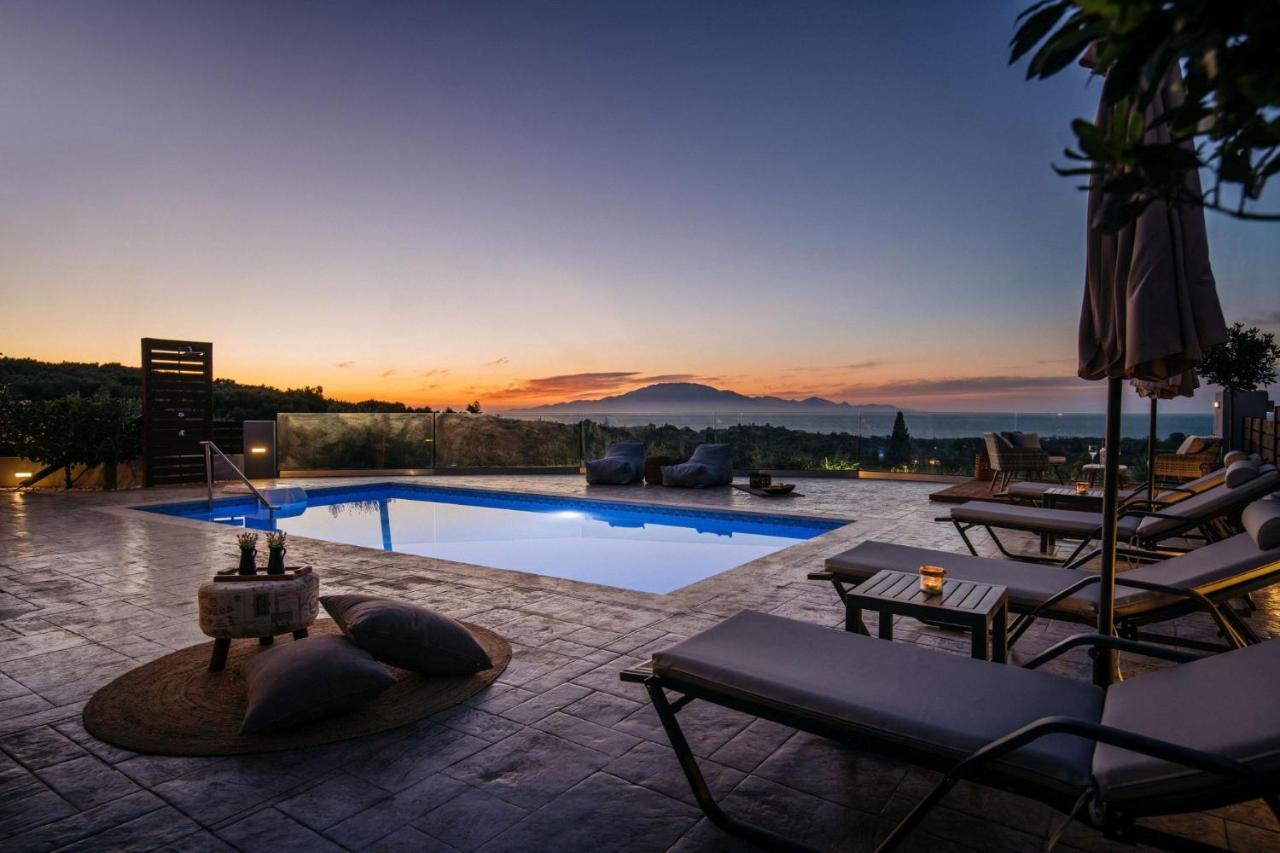 Villa Venia - Cozy Escape With Scenic Sew View, By Zantewize Tragaki Luaran gambar