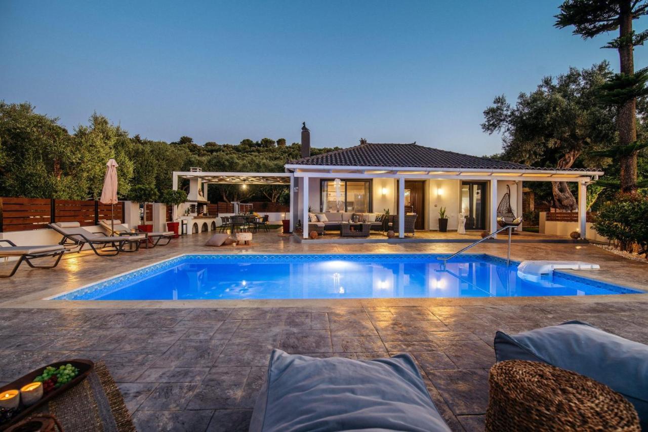 Villa Venia - Cozy Escape With Scenic Sew View, By Zantewize Tragaki Luaran gambar